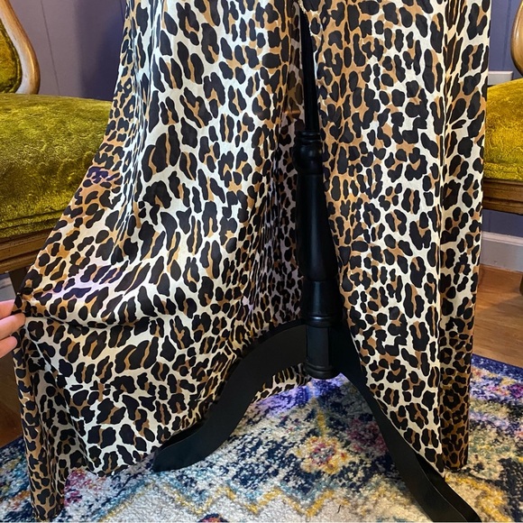 ❌SOLD🏷️Vintage 70s Vanity Fair Leopard Print Slip Dress Size 36 - Picture 3 of 9